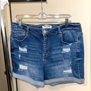 Wax Jean Brand Ripped Jean Shorts Size 2X